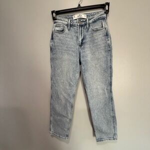 Hollister Curvy High Rise Mom Jean Acid Wash Distressed Denim W24 L25 0 short